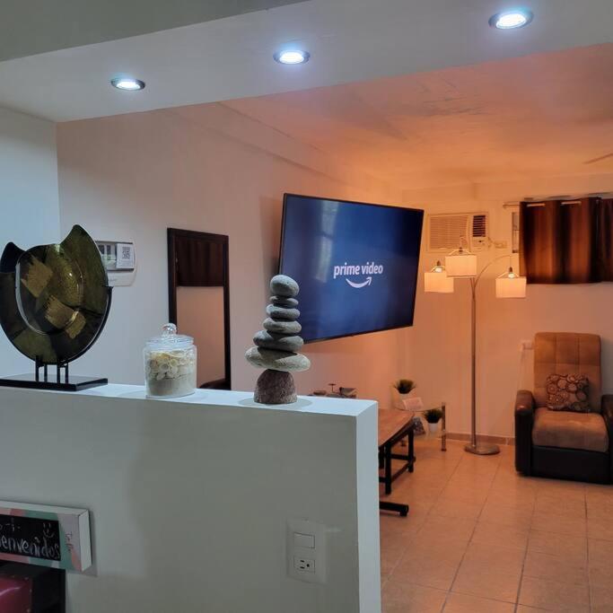 Departamento Comodo Centrico Tv Ac Wifi Cocina Parking, Letra C Ciudad Valles Exterior photo